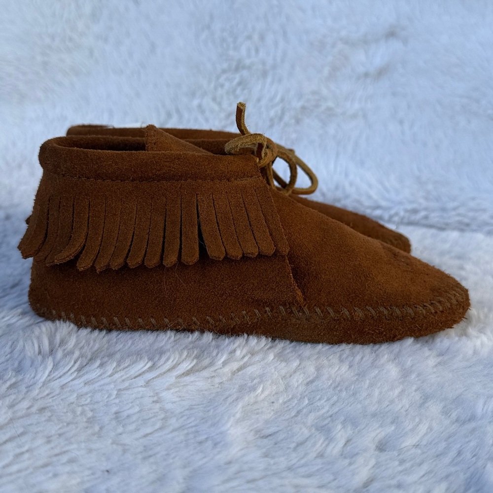 Minnetonka Brown Suede Fringe Kids Moccasins